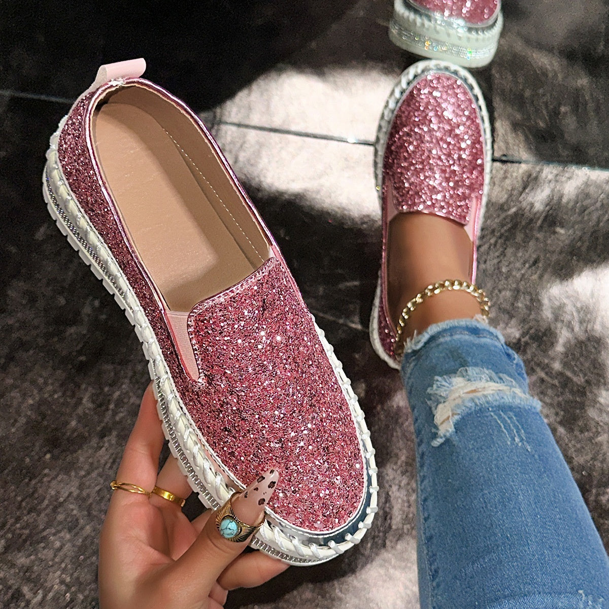 Women's Casual Slip-On Shoes - Effortless Comfort for All-Day Wear