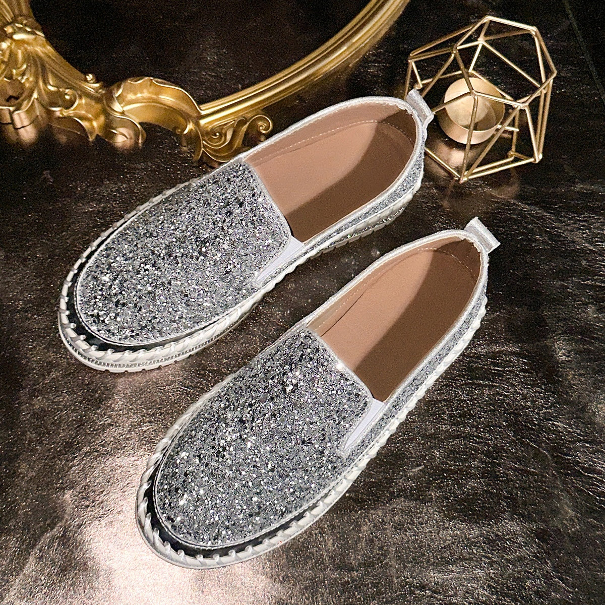 Women's Casual Slip-On Shoes - Effortless Comfort for All-Day Wear